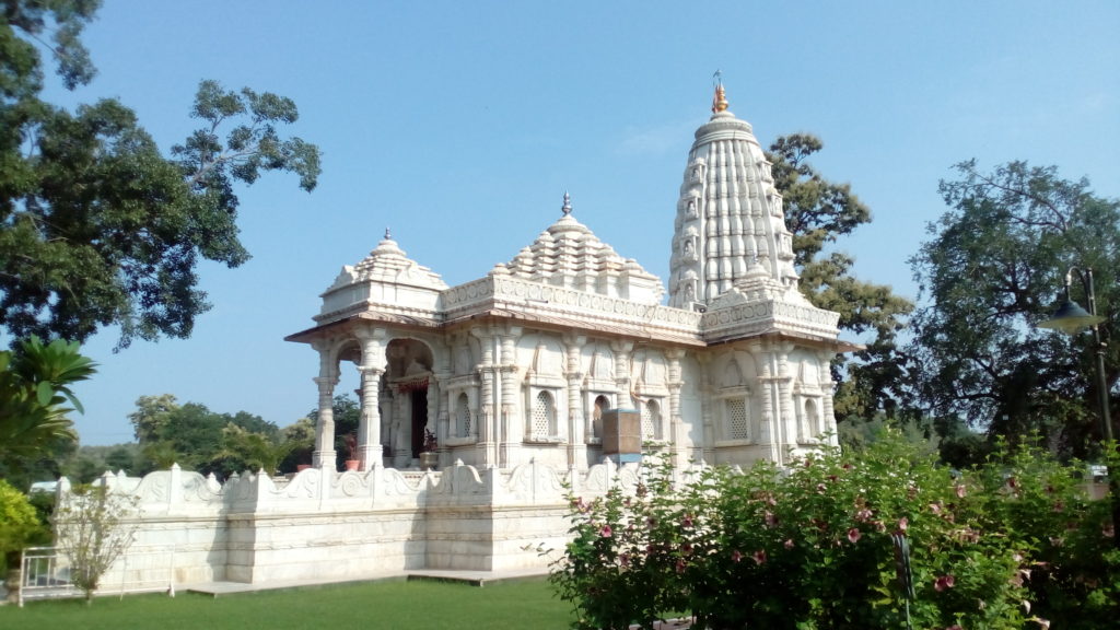 Ashram in Omkareshwar Bhakta Niwas