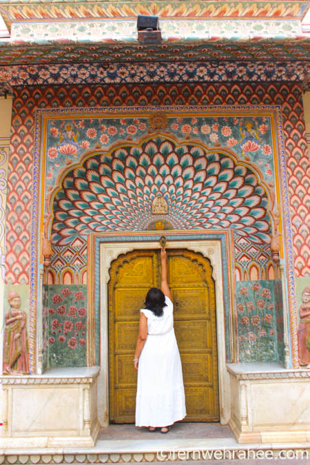 beautiful Places in Jaipur City Palace Pritam Niwas Chowk
