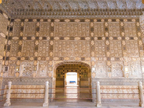 most visited places in Jaipur Amber fort