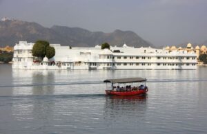 best places to visit in Udaipur in 2 days