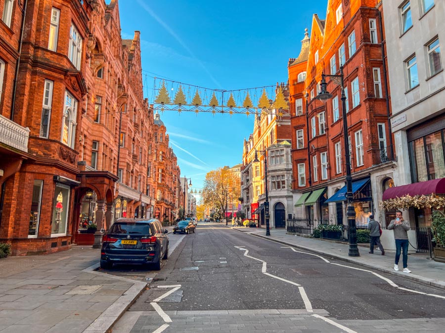 London Christmas Lights walking route map